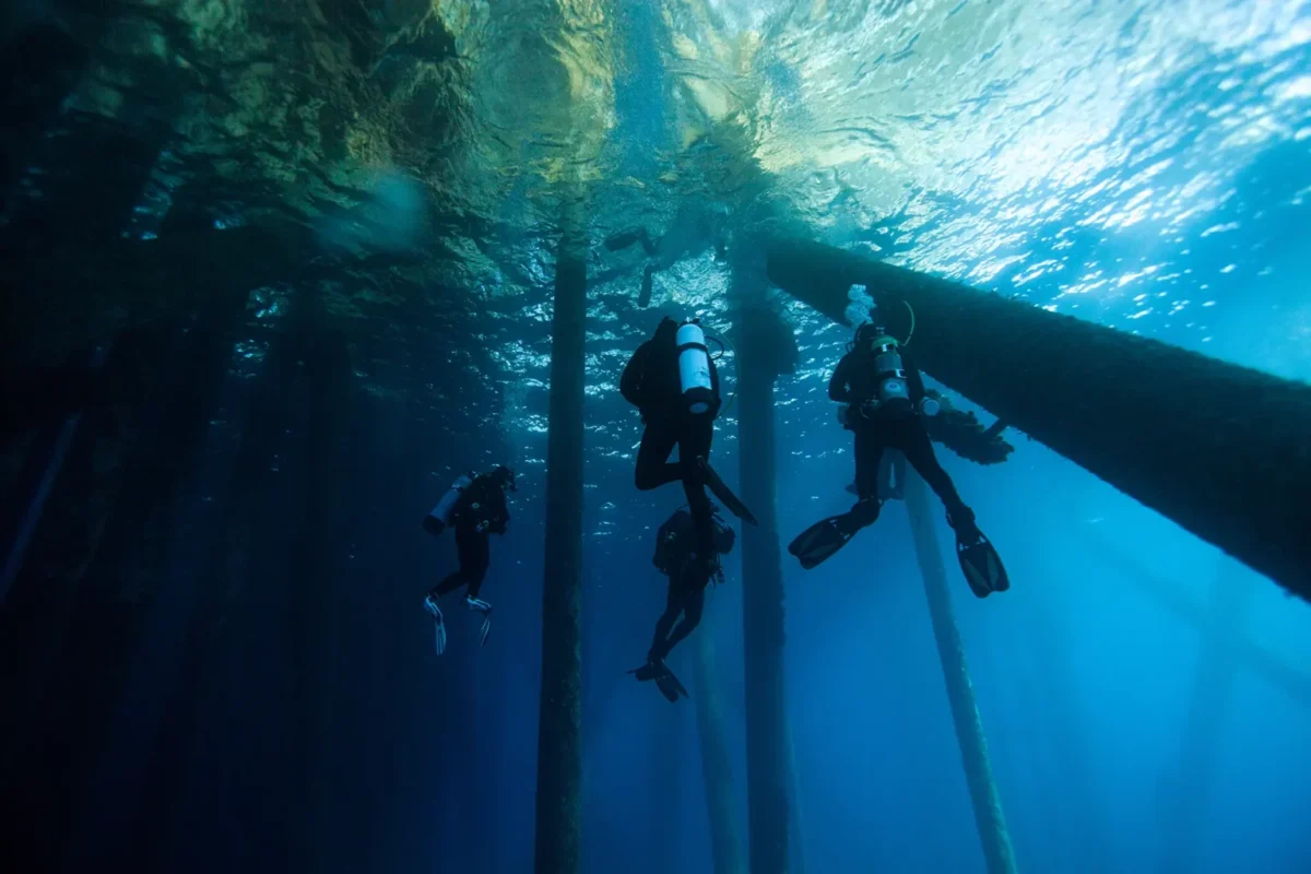 Dive Class Hero 1536x1024