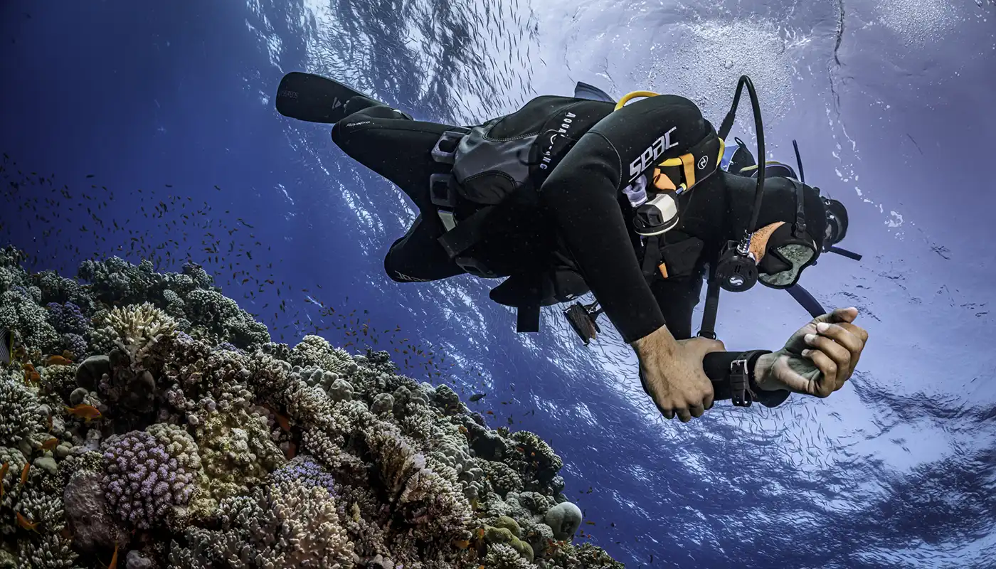 Underwater navigator